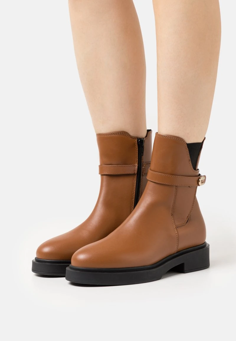 Furla LEGACY CHELSEA BOOT - Stiefelette - Cognac
