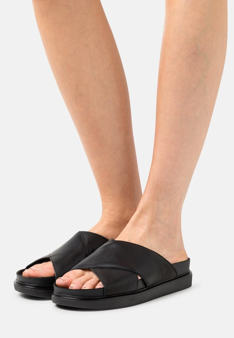 Vagabond ERIN - Pantolette Flach - Black