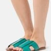 HAZEL - Pantolette Flach - Green