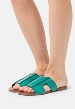 HAZEL - Pantolette Flach - Green