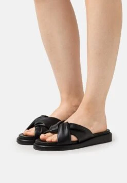 Marco Tozzi Hausschuh - Black