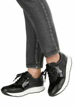 Sportlicher Schnürer - Schwarz