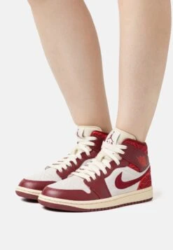 WMNS AIR JORDAN 1 MID SE LU - Sneaker High - Team Red/universal Red/sail/muslin