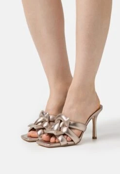 Coach KELLIE METALLIC - Pantolette Hoch - Platinum Champagne