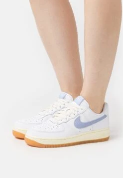 Nike Sportswear AIR FORCE 1 - Sneaker Low - Light Blue